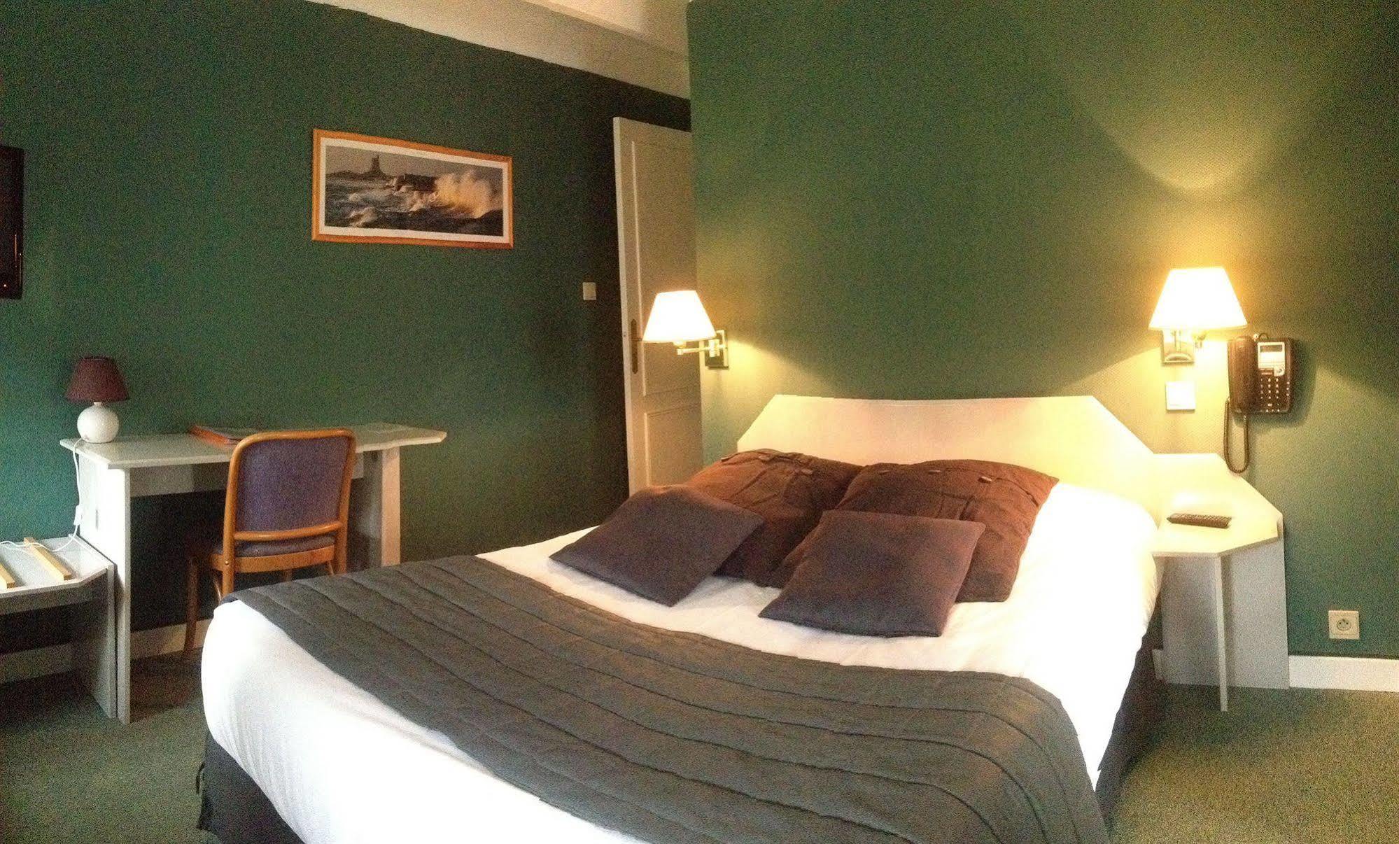 Hotel Restaurant De La Marne Paimpol Zewnętrze zdjęcie
